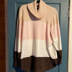 Cowl neck sweater. Dia box item. Great quality.